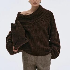 SOURCE UNKNOWN Becca Oversized High Roll Knit Pullover (OS)